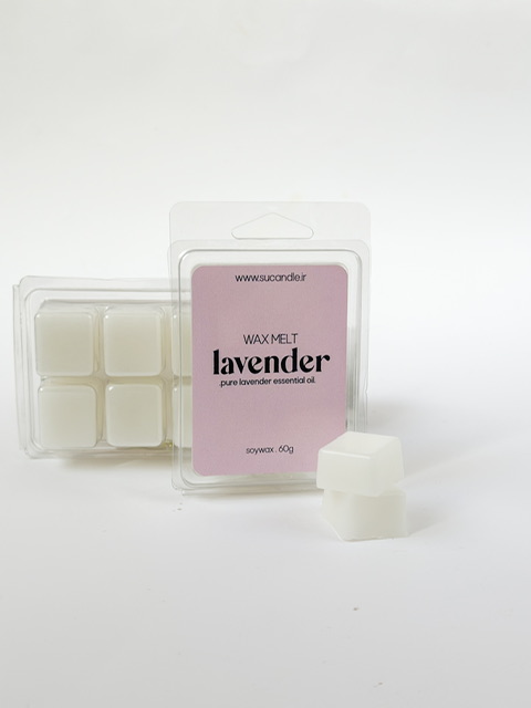 اسانس جامد خوشبوکننده خانه، نسل جدیدی از محصولات عطری طبیعی است که با ترکیب مومهای گیاهی، روغنهای معطر و اسانسهای خالص، فضایی دلنشین و آرامشبخش ایجاد میکند. این محصولات بدون نیاز به اسپری یا برق، رایحه را بهصورت تدریجی و ماندگار در محیط پخش میکنند و گزینهای عالی برای جایگزینی با خوشبوکنندههای شیمیایی هستند. اسانسهای جامد با طراحی زیبا و ترکیباتی چون اسطوخودوس، وانیل، چوب صندل یا مرکبات، علاوه بر ایجاد حس تازگی، جنبهای دکوری و هنری نیز به خانه میبخشند. استفاده آسان، ماندگاری بالا، ایمنی، و سازگاری با محیط زیست از مهمترین مزایای آنهاست. اسانس جامد