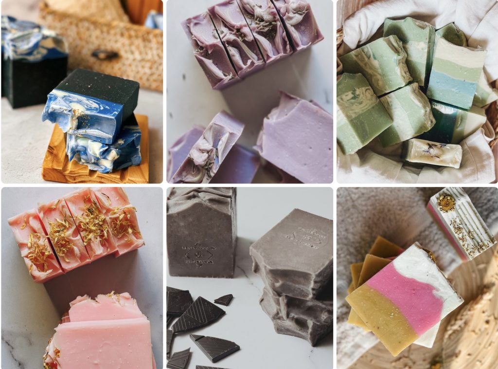  صابون آلوئه‌ورا؛ آبرسان طبیعی و ترمیم‌کننده آلوئه‌ورا یکی از شناخته‌شده‌ترین گیاهان برای درمان پوست است. صابون آلوئه‌ورا پوست را نرم، مرطوب و خنک می‌کند و التهاب را کاهش می‌دهد. فواید صابون آلوئه‌ورا: آبرسانی قوی ترمیم بافت پوست و کاهش لک و جوش تسکین پوست‌های آفتاب‌سوخته حفظ طراوت و نرمی پوست 🔸 مناسب برای: پوست خشک، نرمال، حساس و حتی پوست چرب کم‌آب  صابون آووکادو؛ تغذیه‌کننده و نرم‌کننده عمیق پوست روغن آووکادو سرشار از ویتامین‌های A، D و E است و به عنوان یک نرم‌کننده طبیعی شناخته می‌شود. صابون آووکادو به‌ویژه برای پوست‌های خشک و آسیب‌دیده عالی است. ویژگی‌ها: تغذیه کامل سلول‌های پوستی کمک به بازسازی بافت پوست نرم و شاداب کردن پوست خشک کاهش چین و چروک 🔸 مناسب برای: پوست خشک، معمولی و پوست‌های بالغ  صابون زینک اکساید؛ ضدجوش و ضدالتهاب قوی زینک اکساید (اکسید روی) یکی از مواد معدنی مؤثر برای درمان جوش و التهاب پوستی است. صابون زینک اکساید با خواص ضدباکتری و ضدالتهاب خود، پوست را ضدعفونی کرده و از ایجاد جوش جلوگیری می‌کند. فواید: درمان جوش‌های صورت و بدن کاهش قرمزی و التهاب پوست کمک به کنترل چربی پوست مناسب برای پوست‌های مستعد آکنه و چرب 🔸 مناسب برای: پوست چرب و آکنه‌دار  صابون لوندر (اسطوخودوس)؛ آرام‌بخش و خوش‌بو اسطوخودوس یا لوندر علاوه‌بر رایحه‌ی آرامش‌بخش، خاصیت ضدباکتری و ضدالتهاب دارد. صابون لوندر پوست را تمیز، نرم و معطر می‌کند و به رفع استرس‌های پوستی کمک می‌کند. ویژگی‌ها: ضدالتهاب و ضدباکتری طبیعی آرام‌کننده اعصاب و پوست کمک به بهبود خواب (در صورت استفاده شب‌ها) نرم‌کننده و معطرکننده پوست 🔸 مناسب برای: همه‌ی انواع پوست به‌ویژه پوست حساس  صابون دارچین؛ جوان‌ساز و تحریک‌کننده جریان خون دارچین سرشار از آنتی‌اکسیدان است و باعث افزایش جریان خون زیر پوست می‌شود. صابون دارچین پوست را گرم، سرحال و جوان می‌کند. مزایا: افزایش گردش خون و شادابی پوست کمک به کاهش چربی اضافی خاصیت ضدباکتری و ضدقارچ تحریک تولید کلاژن و جوان‌سازی پوست 🔸 مناسب برای: پوست چرب و معمولی (در پوست‌های حساس باید با احتیاط استفاده شود)  صابون کره کاکائو؛ نرم‌کننده و ضدخشکی پوست کره کاکائو یکی از نرم‌کننده‌های طبیعی قدرتمند است. صابون کره کاکائو پوست را به‌صورت عمیق آبرسانی کرده و لطافت خاصی به آن می‌دهد. فواید صابون کره کاکائو: جلوگیری از خشکی و ترک پوست کاهش خطوط سطحی و چروک افزایش لطافت و درخشندگی پوست ایجاد لایه‌ی محافظ طبیعی در برابر سرما و آلودگی 🔸 مناسب برای: پوست خشک، معمولی و پوست بدن