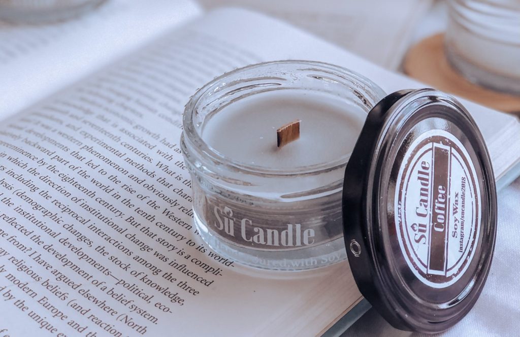 شمع با رایحه قهوه